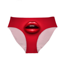 Load image into Gallery viewer, 3D Kiss Swimming Trunks