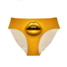 Load image into Gallery viewer, 3D Kiss Swimming Trunks